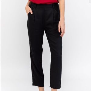 NWOT Grana Tencel Tailored Tapered Fit Pants